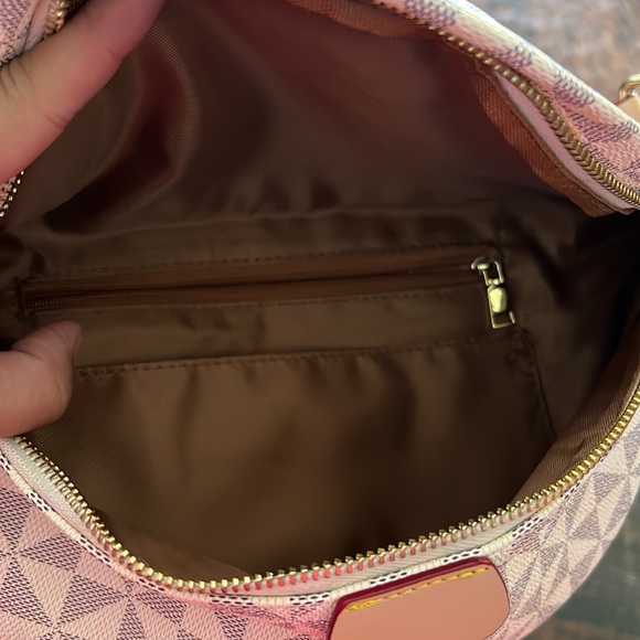 Checkered print bum bag - Picture 2 of 3